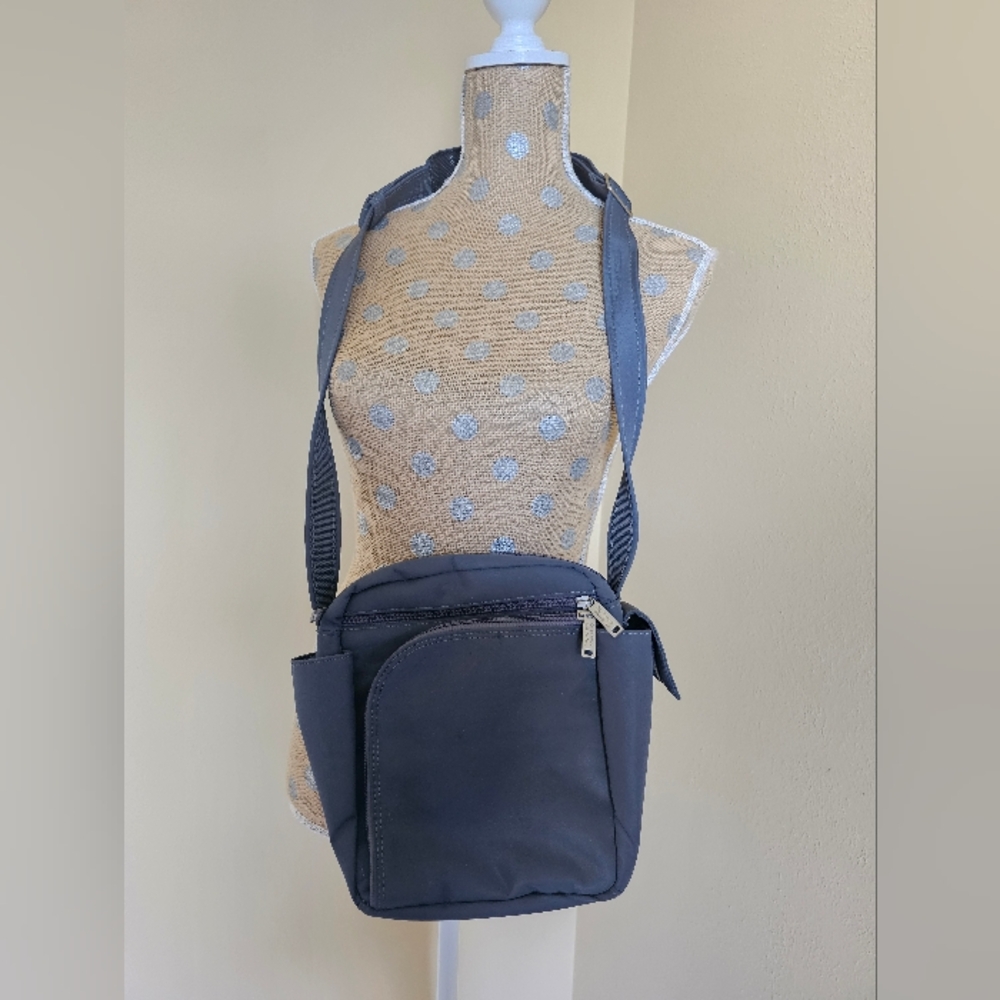 Daymakers Santa Barbara Gray Crossbody Travel Bag RFID NWOT
